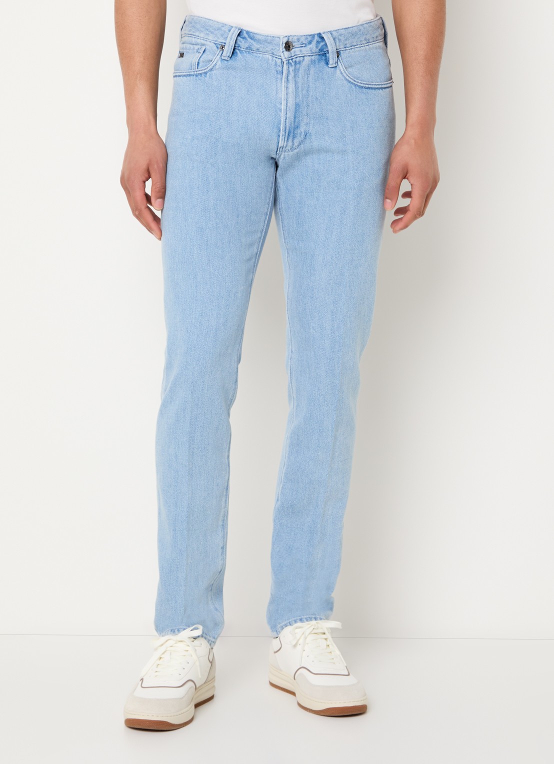 Armani Slim fit jeans met medium wassing - detail 2 lichtblauw