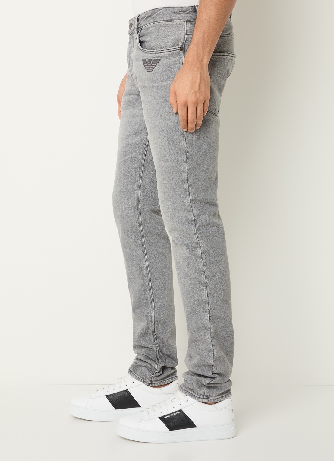Armani Slim fit jeans met steekzakken - detail 3 middenblauw