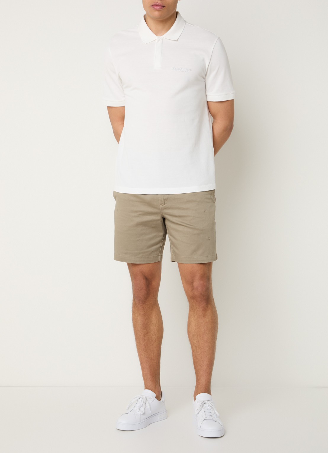 Armani Slim fit korte broek met steekzakken - voorkant 2 khaki