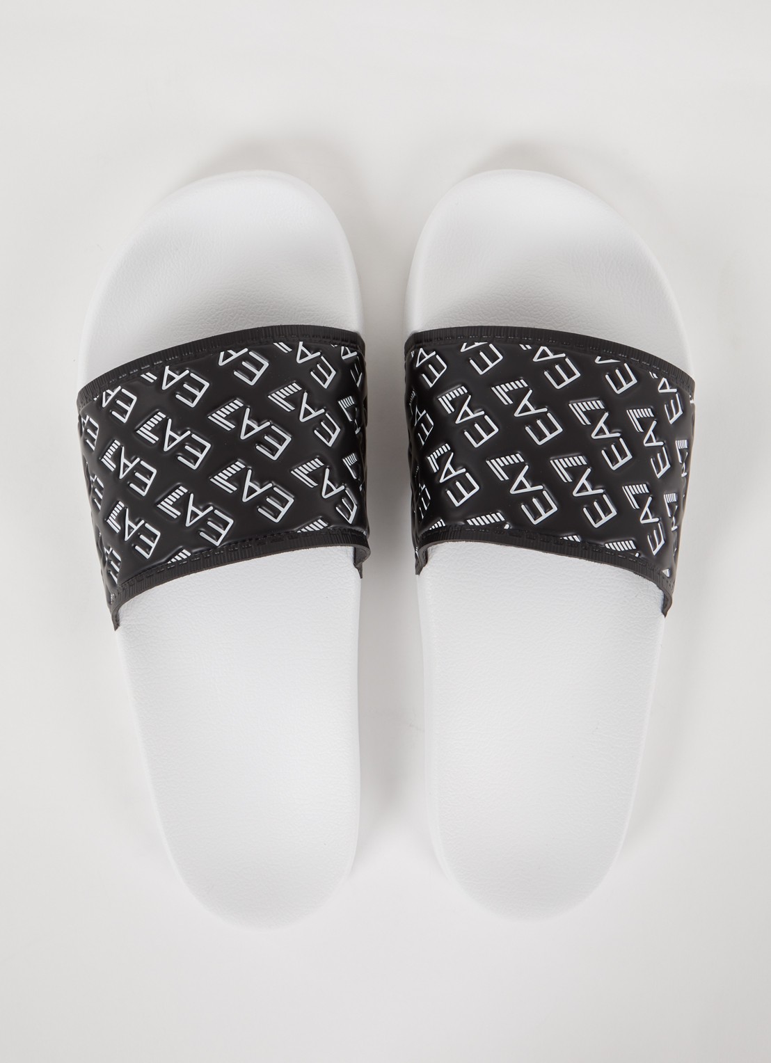 Armani Slipper met logo - detail 4 zwart