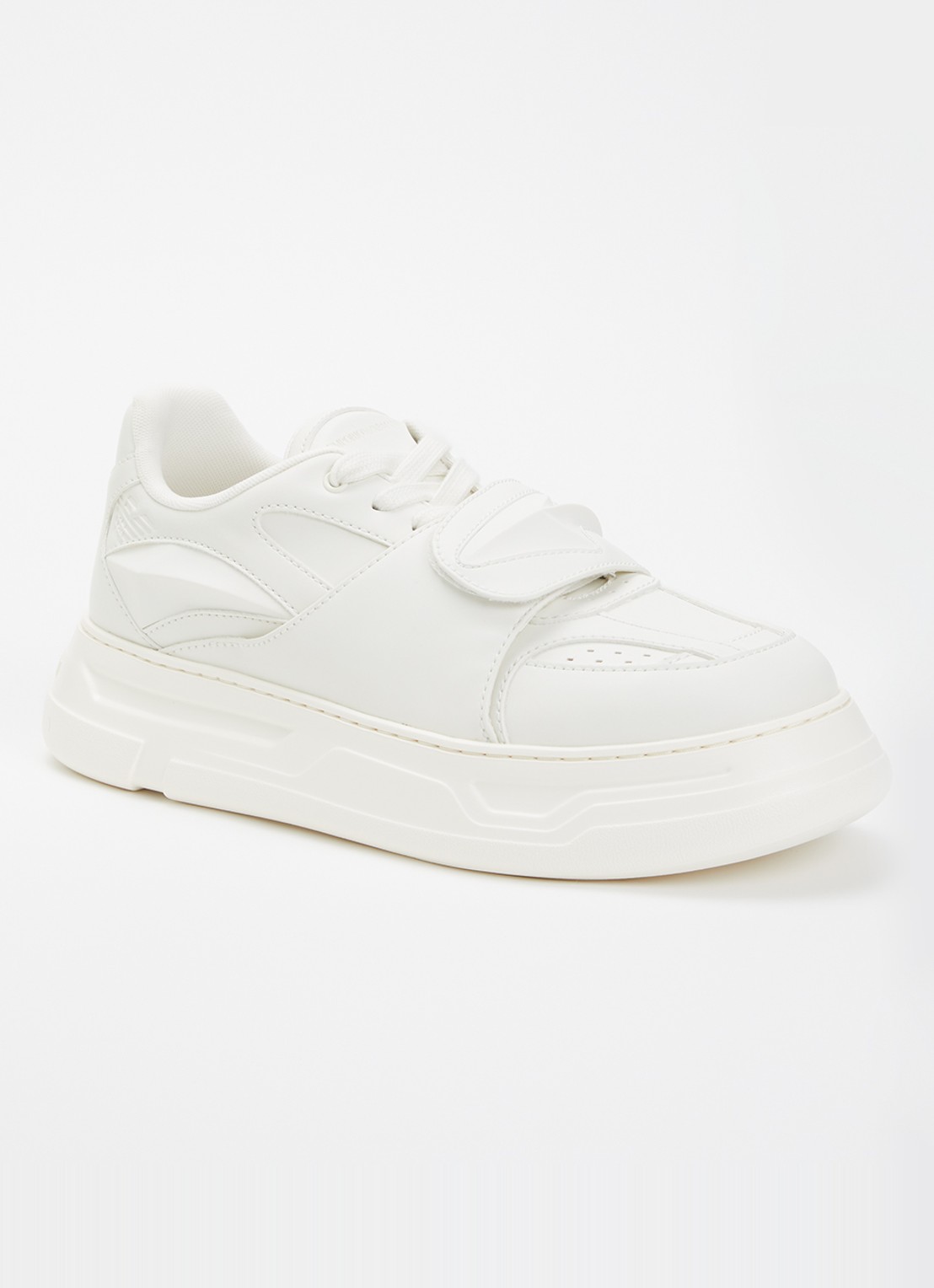 Armani Sneaker met logo - voorkant 2 gebroken wit