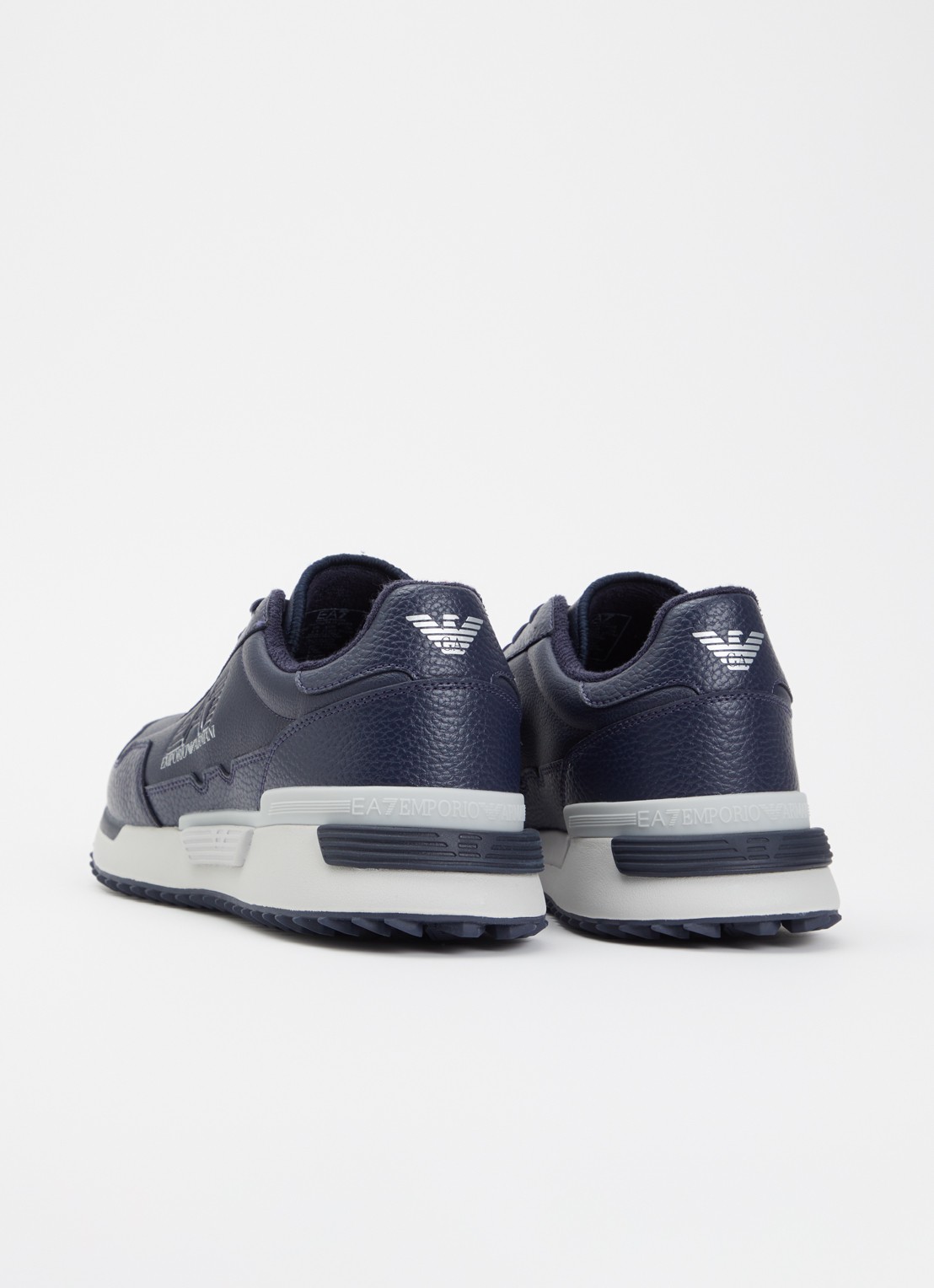 Armani Sneaker met logo - achterkant donkerblauw