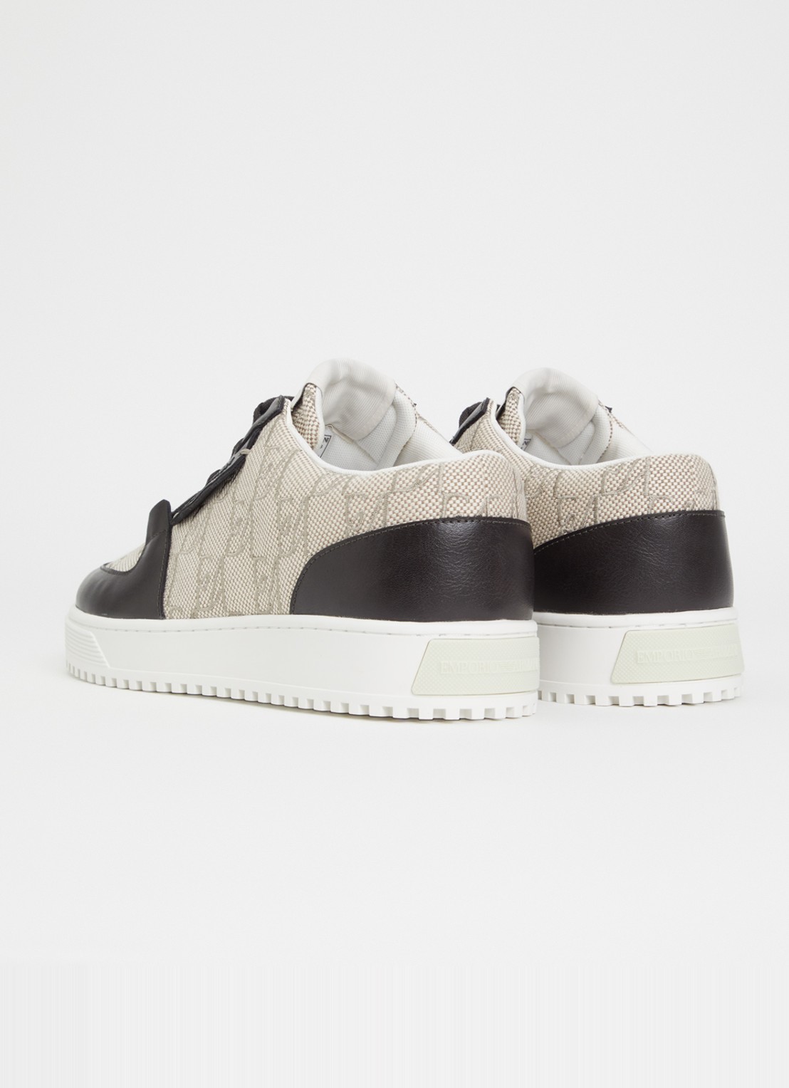 Armani Sneaker met logoprint - achterkant 5 beige