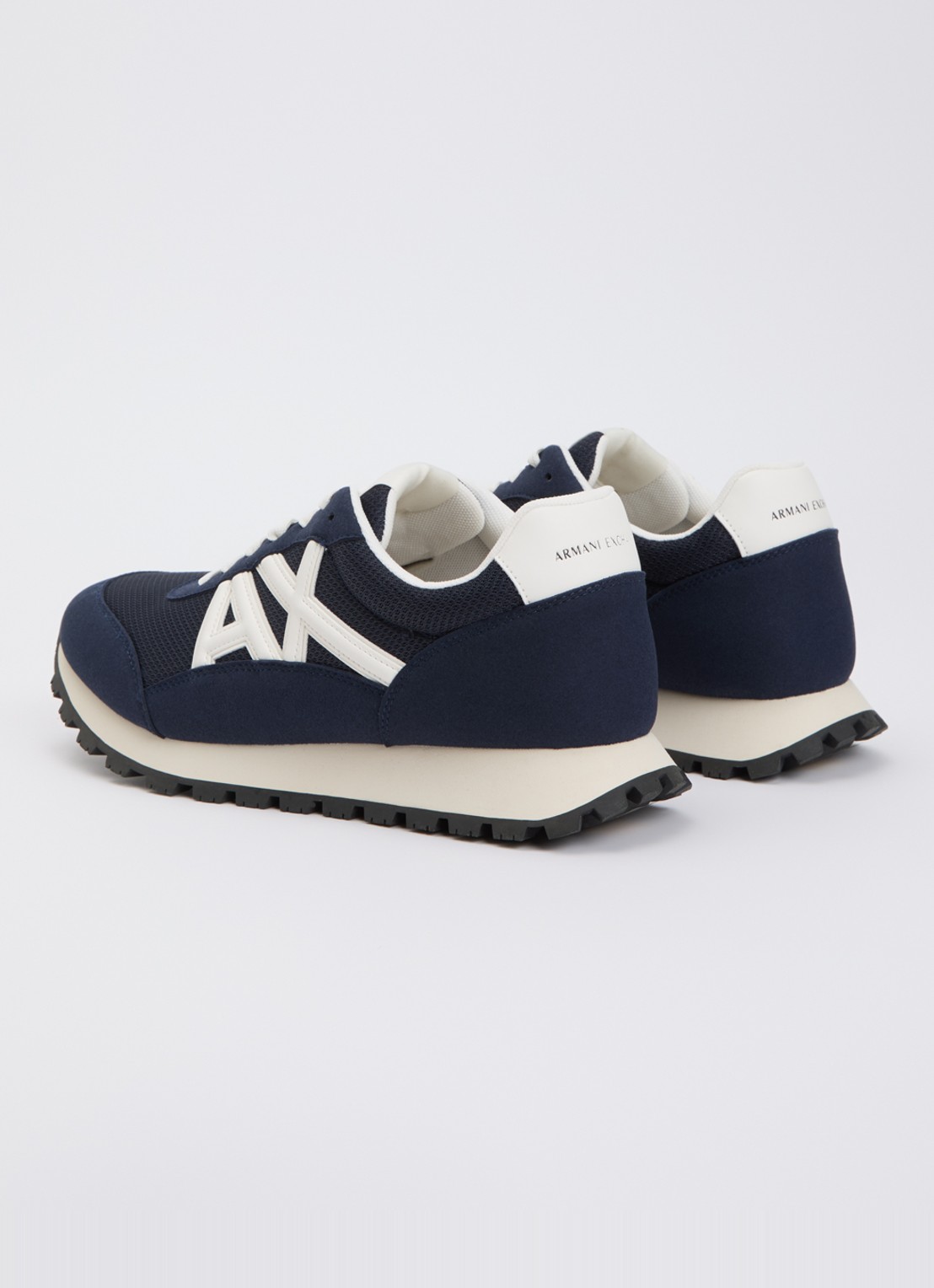 Armani Sneaker met mesh details en logo - achterkant donkerblauw