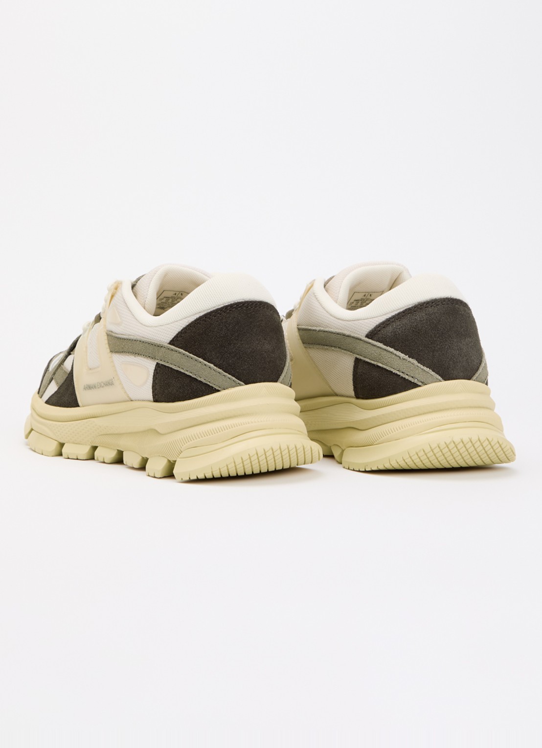 Armani Sneaker met suéde details  - achterkant creme