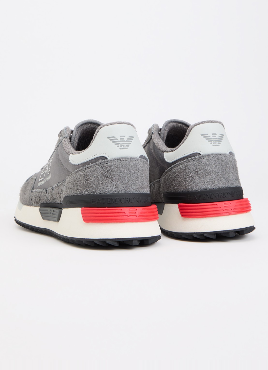 Armani Sneaker suède details en logo - achterkant 4 grijs