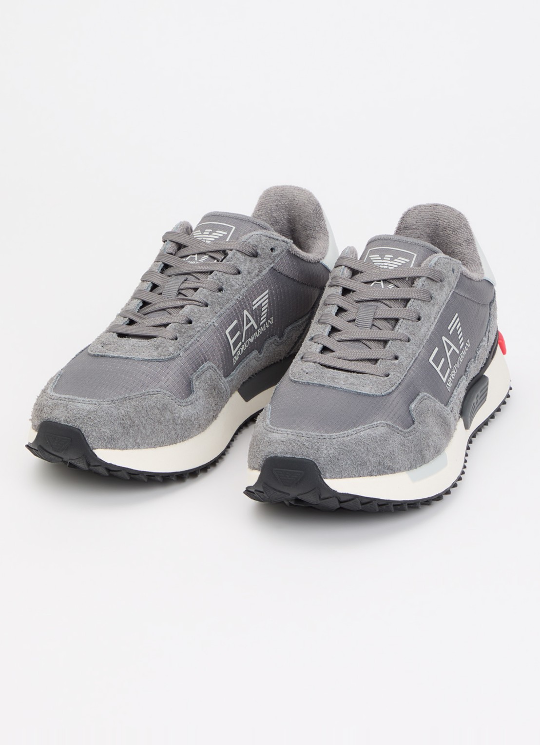 Armani Sneaker suède details en logo - detail grijs