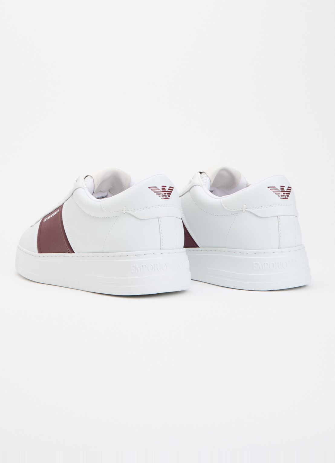 Armani Sneaker van leer met logo - achterkant bordeauxrood