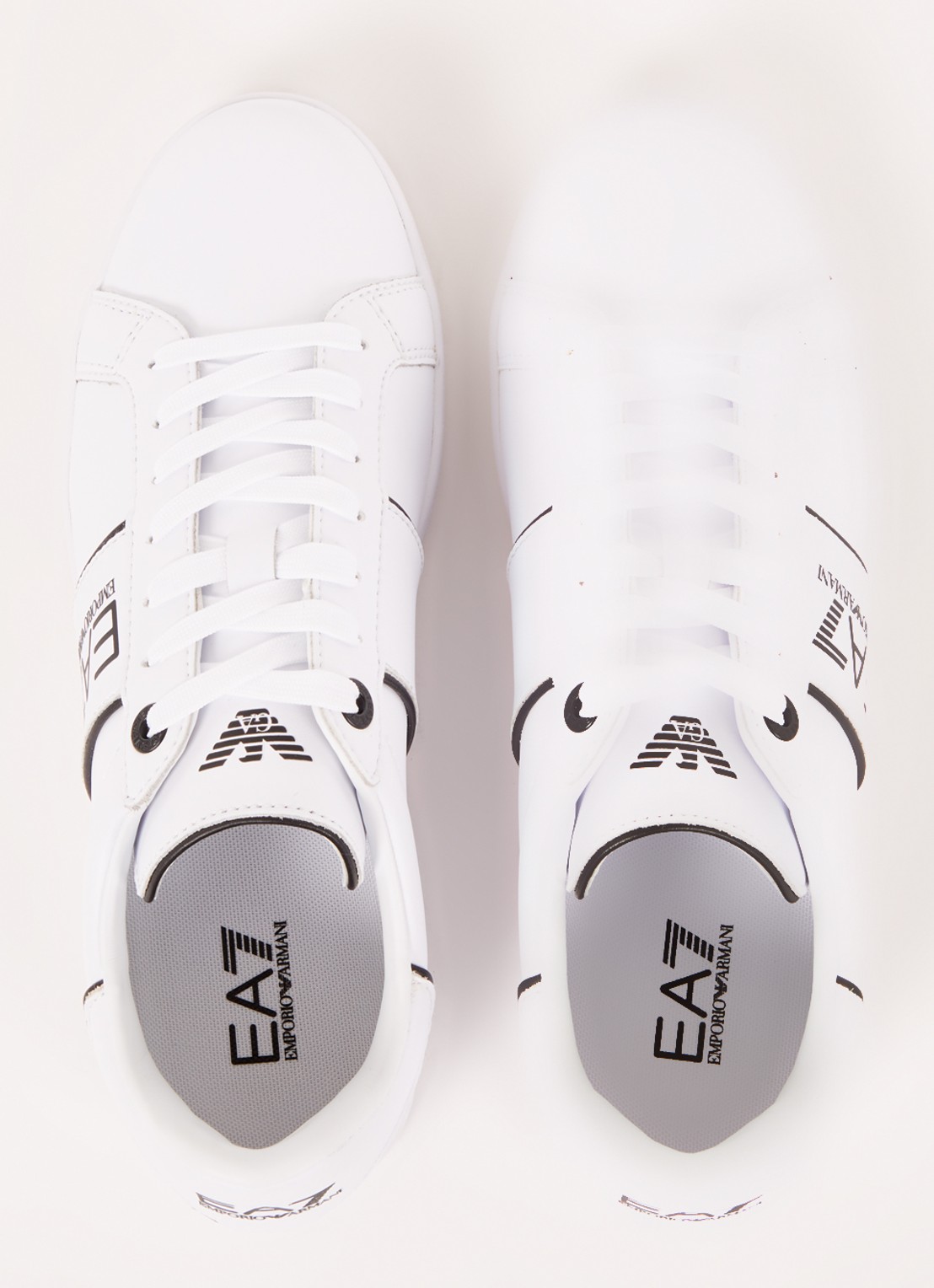 Armani Sneaker van leer met logo - detail 2 wit