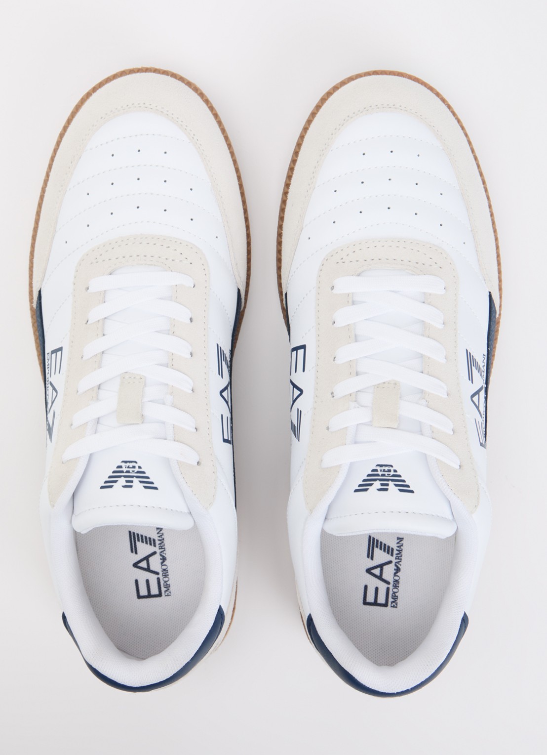 Armani Sneaker van leer met suède details en logo - detail 3 donkerblauw
