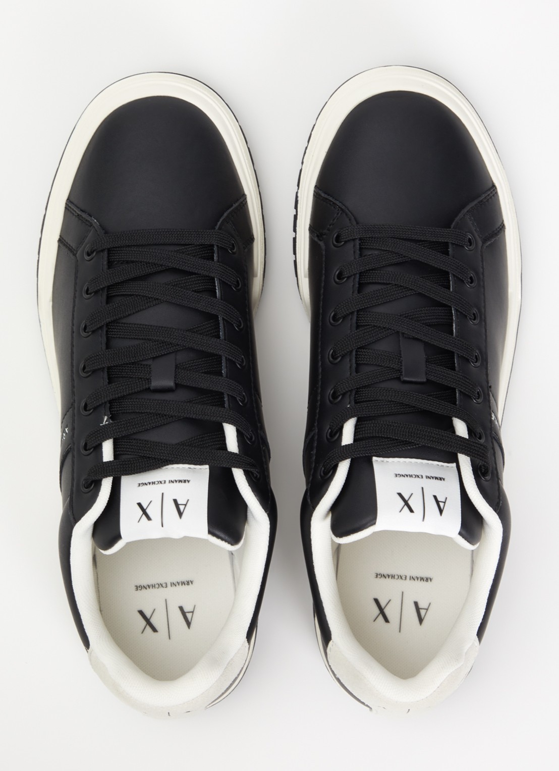 Armani Sneaker van leer met suède details - detail 4 zwart
