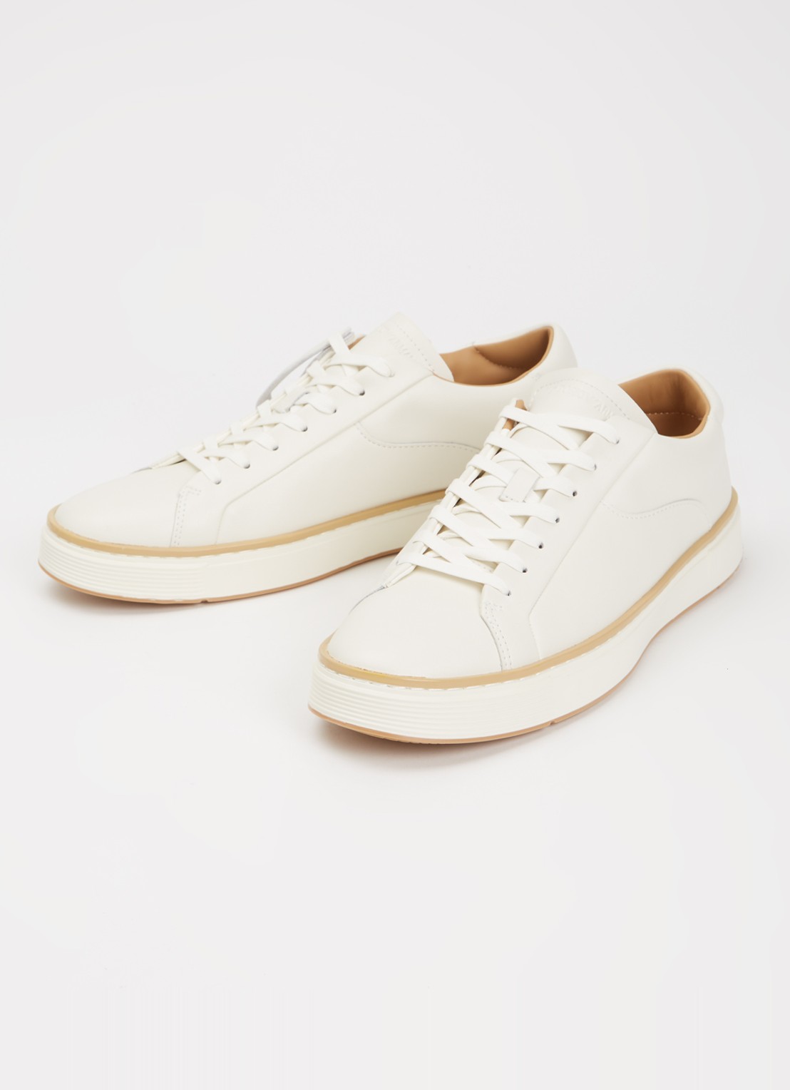 Armani Sneaker van leer - detail 2 gebroken wit
