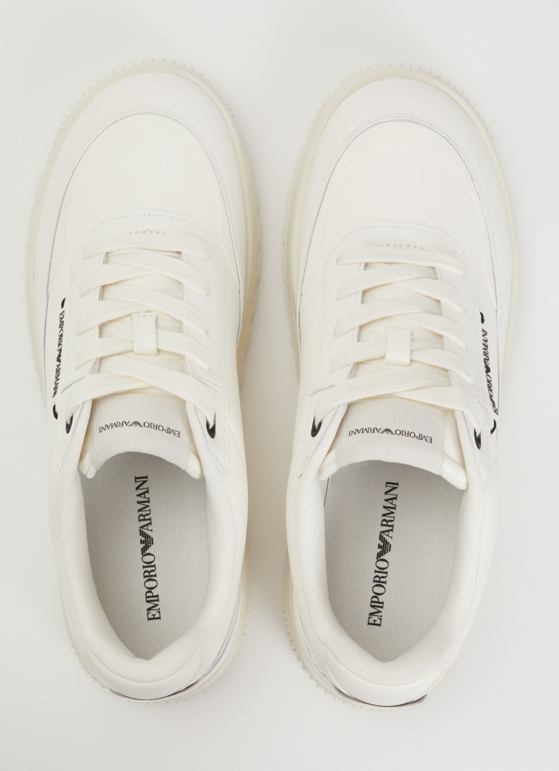 Armani Sneaker van leer - detail 3 gebroken wit