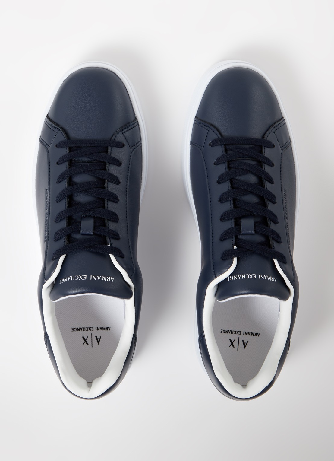 Armani Sneaker van leer - detail 3 donkerblauw
