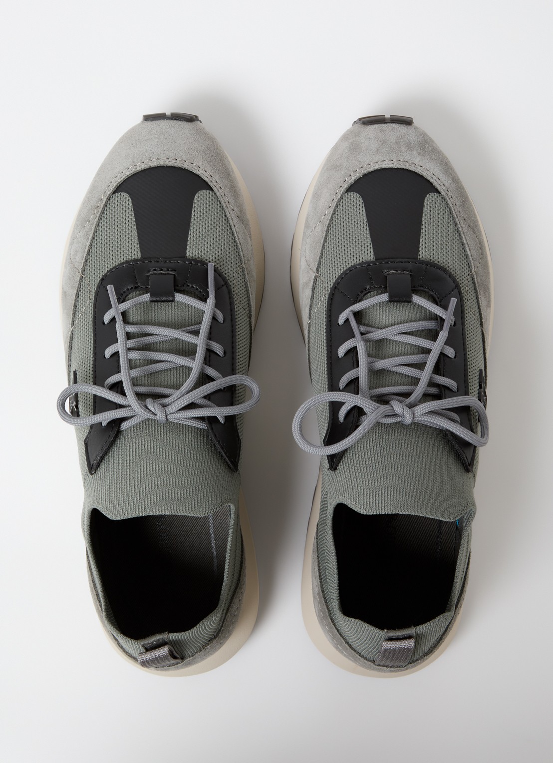 Armani Sneaker van mesh met suède details - detail 3 grijs
