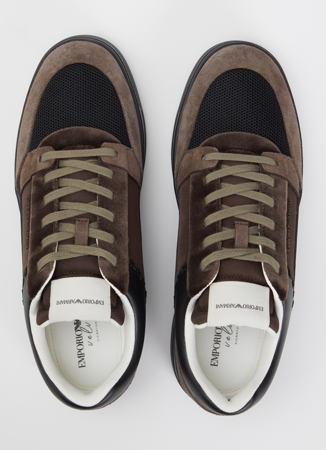 Armani Sneaker van mesh met suède details - detail 3 lichtbruin
