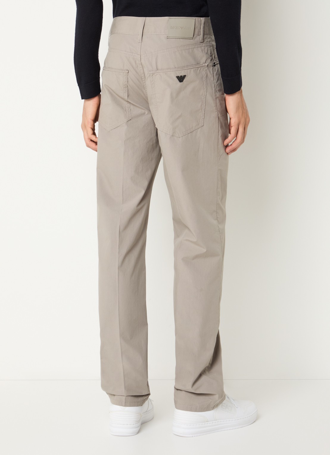Armani Straight fit chino met steekzakken - achterkant khaki