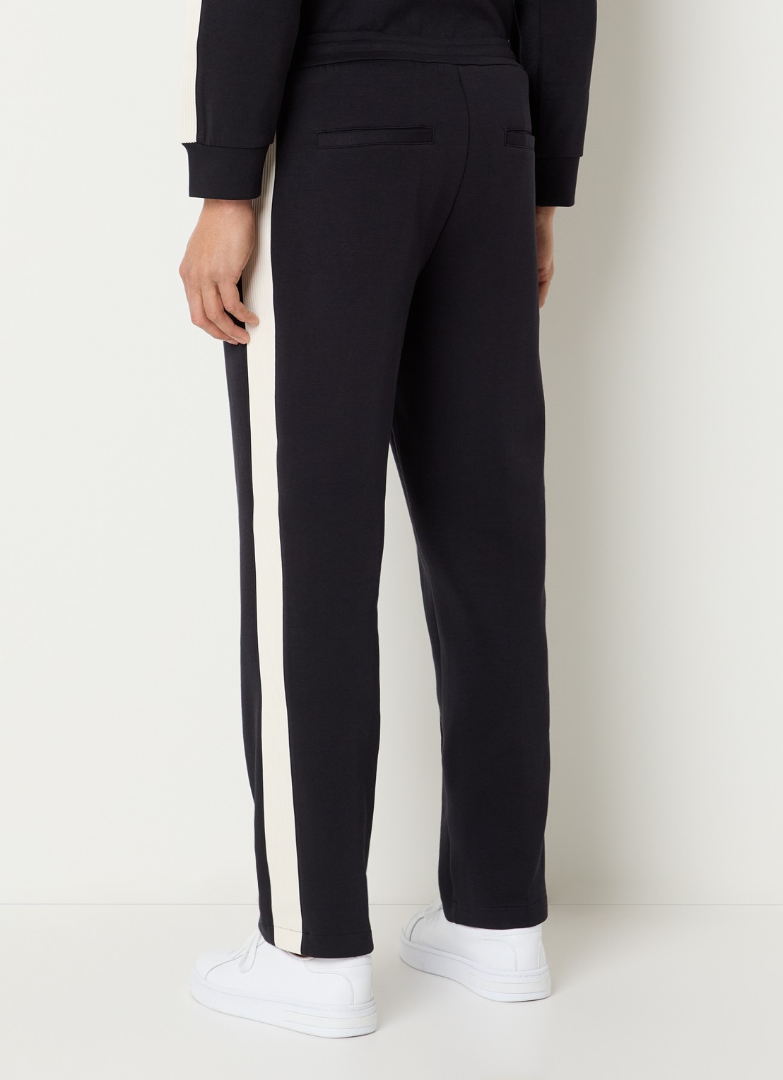 Armani Straight fit joggingsbroek met logoborduring en steekzakken - achterkant donkerblauw