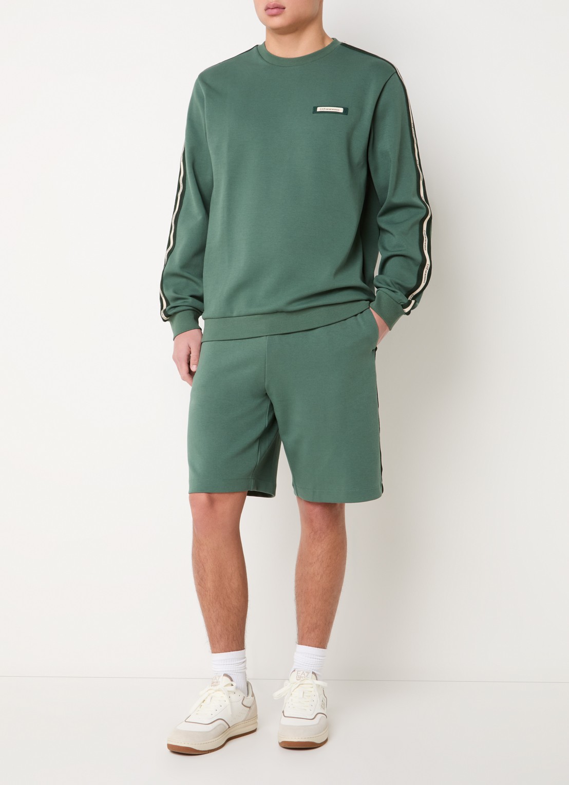 Armani Straight fit korte broek met logo - voorkant 3 grijsmele