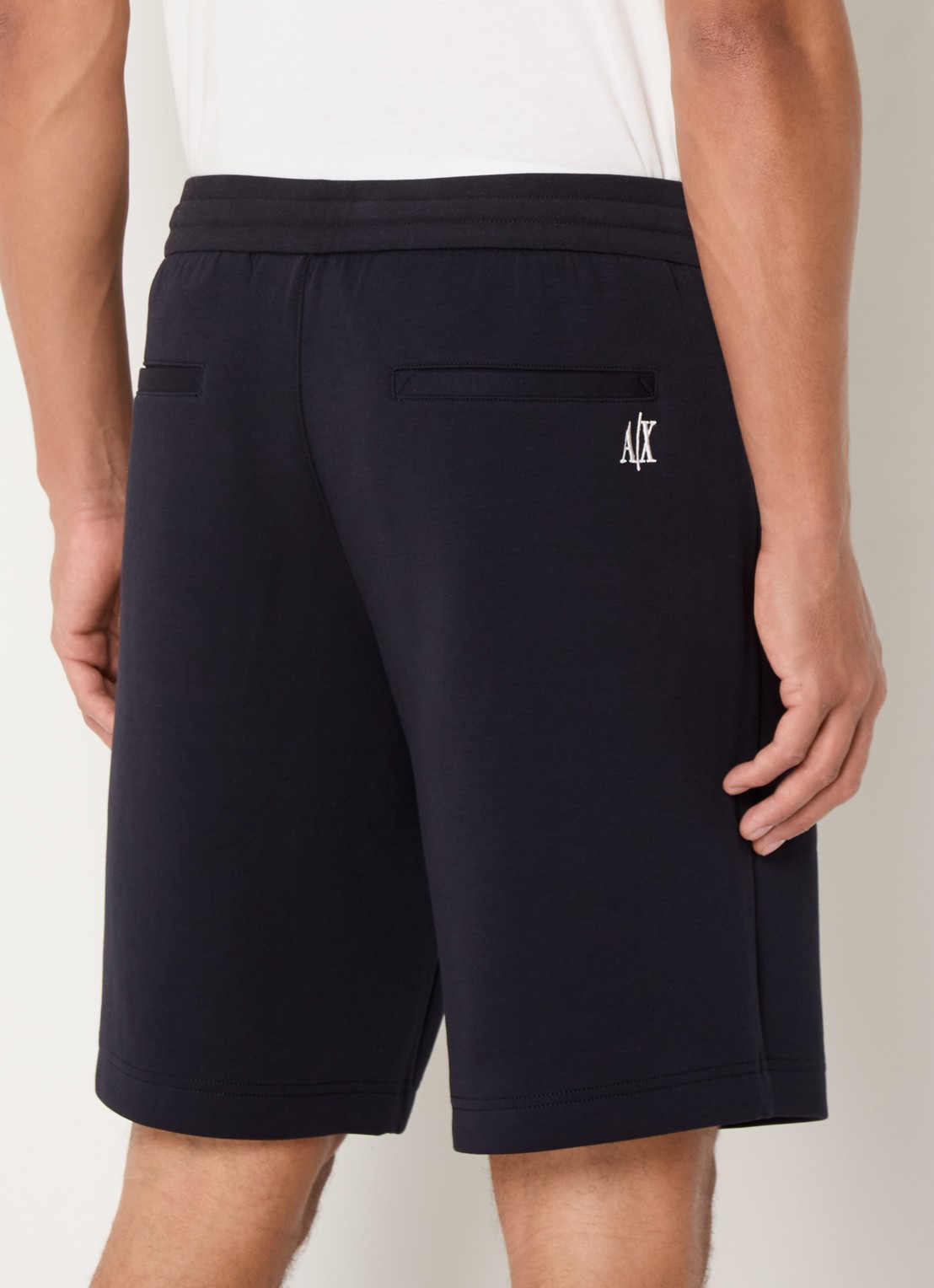 Armani Straight fit korte joggingbroek met steekzakken - achterkant donkerblauw