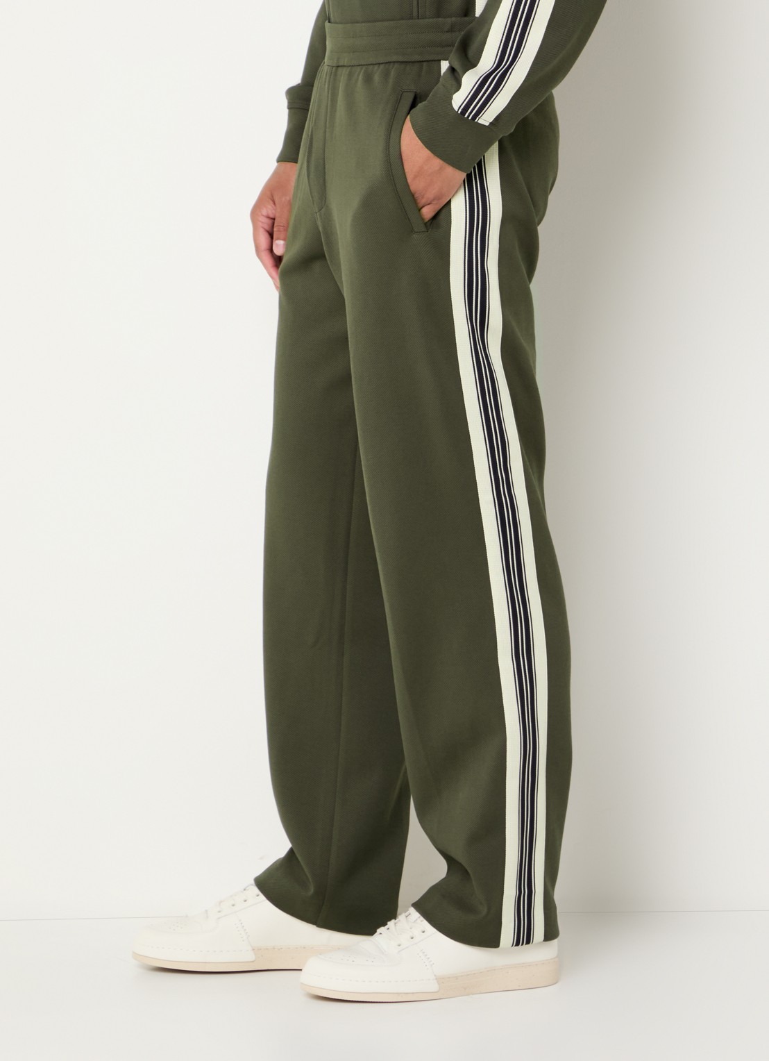 Armani Straight fit trackpants met steekzakken - detail 4 olijfgroen