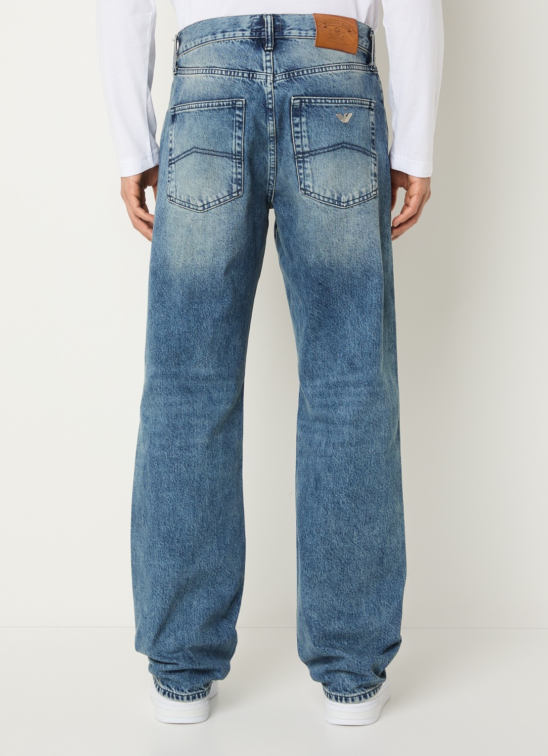 Armani Straight leg jeans met donkere wassing - achterkant blauw