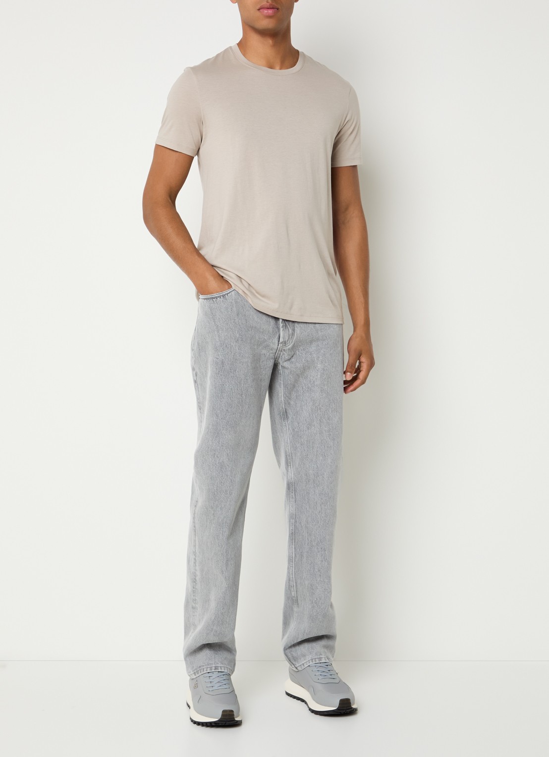 Armani Straight leg jeans met steekzakken - voorkant 4 lichtgrijs