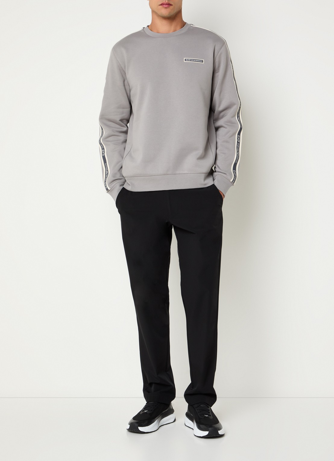 Armani Sweater met logo - voorkant 4 lichtgrijs