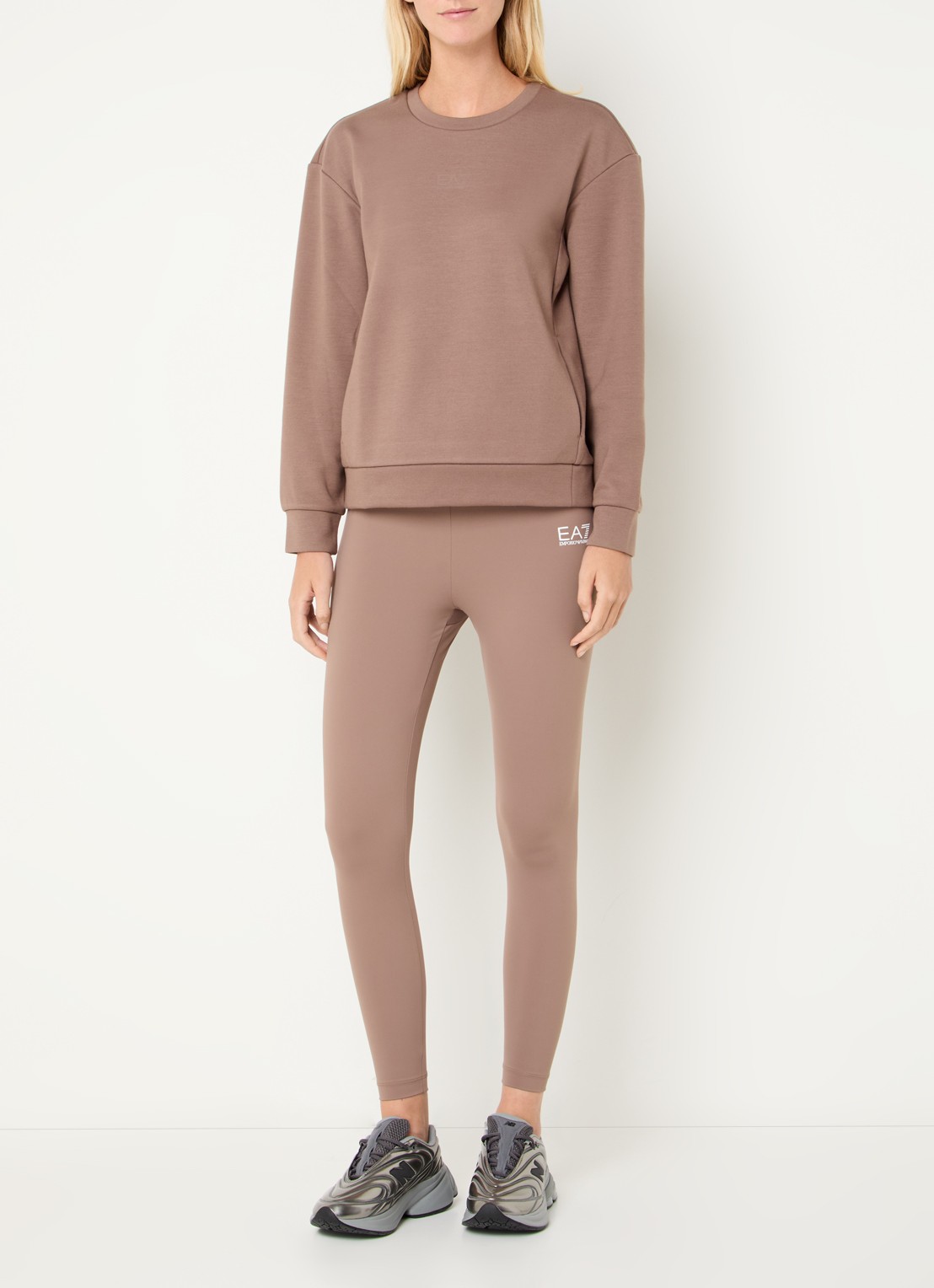 Armani Sweater met logo - voorkant 3 lichtbruin