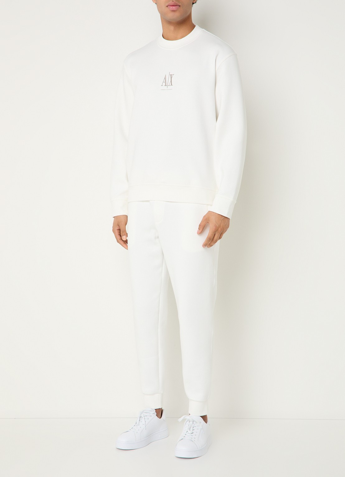 Armani Sweater met logoborduring - voorkant 3 gebroken wit