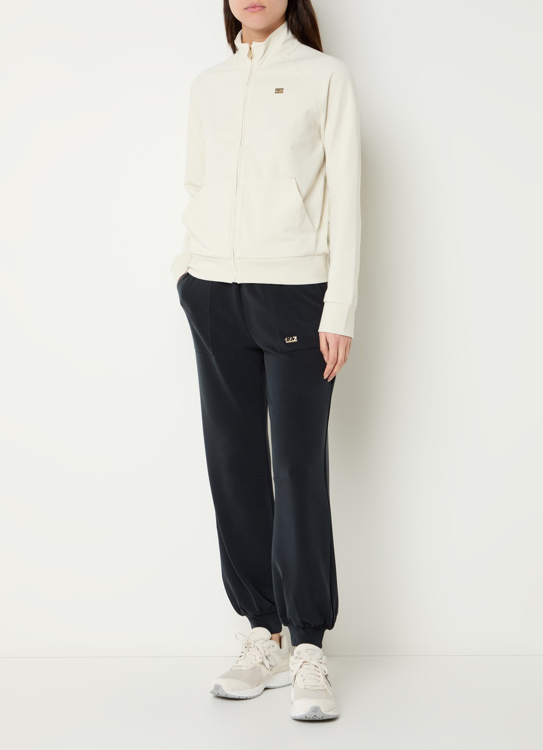 Armani Sweatvest met opstaande kraag en logo - voorkant 4 gebroken wit