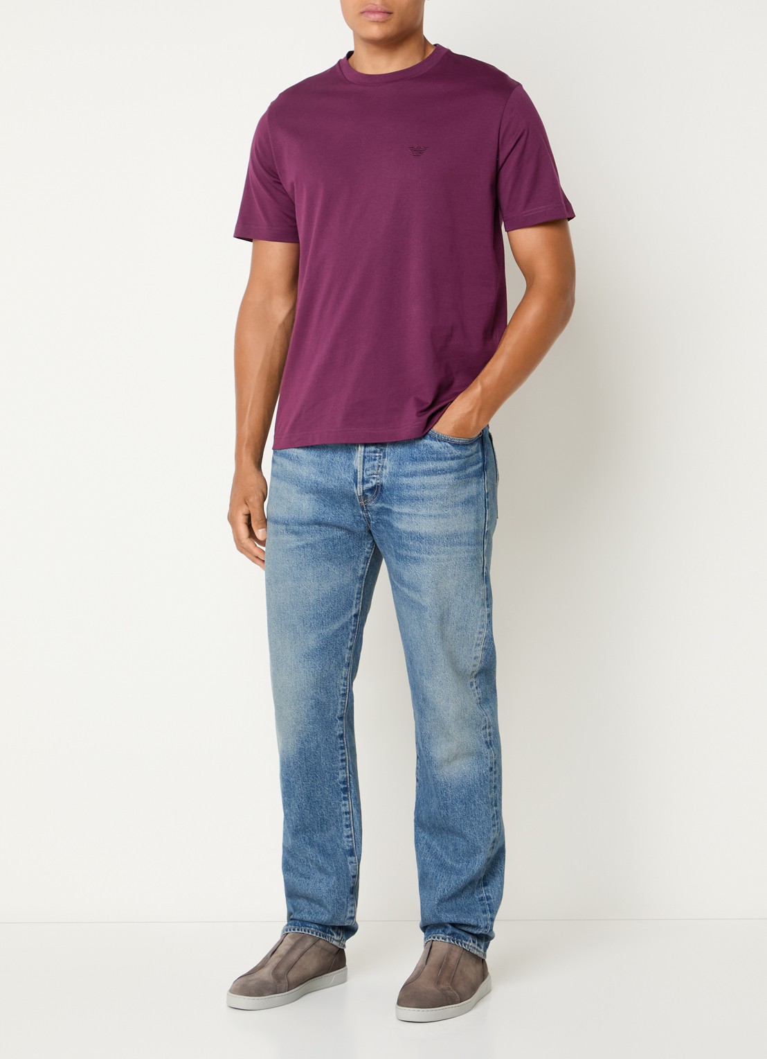 Armani T-shirt met borduring - voorkant 4 aubergine