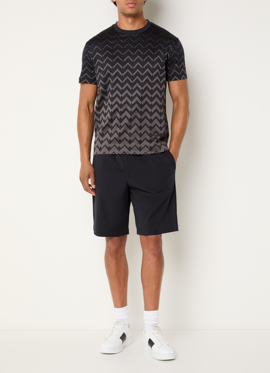 Armani T-shirt met grafische print - voorkant 3 donkerblauw