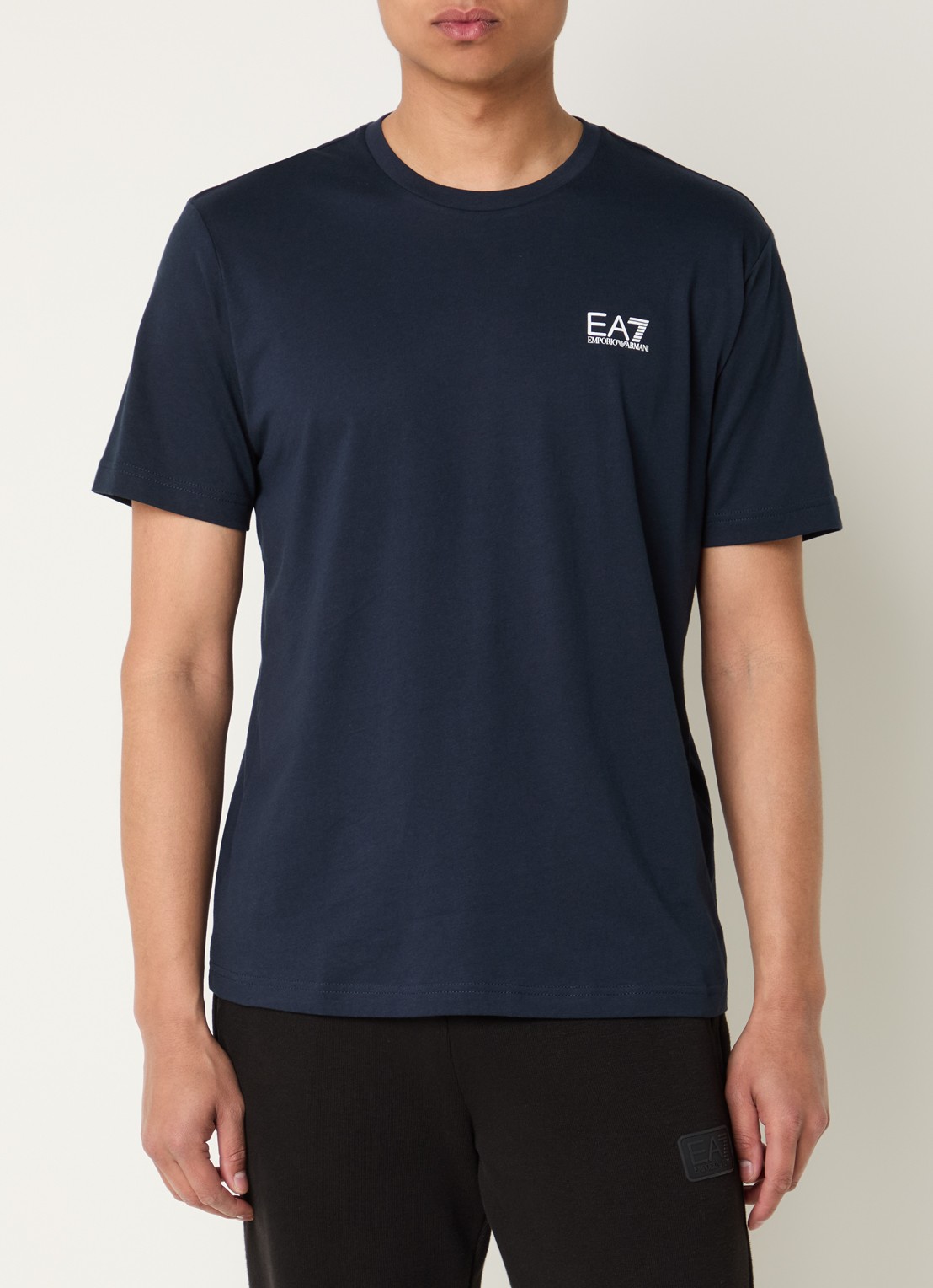 Armani T-shirt met logo- en backprint - detail 3 donkerblauw