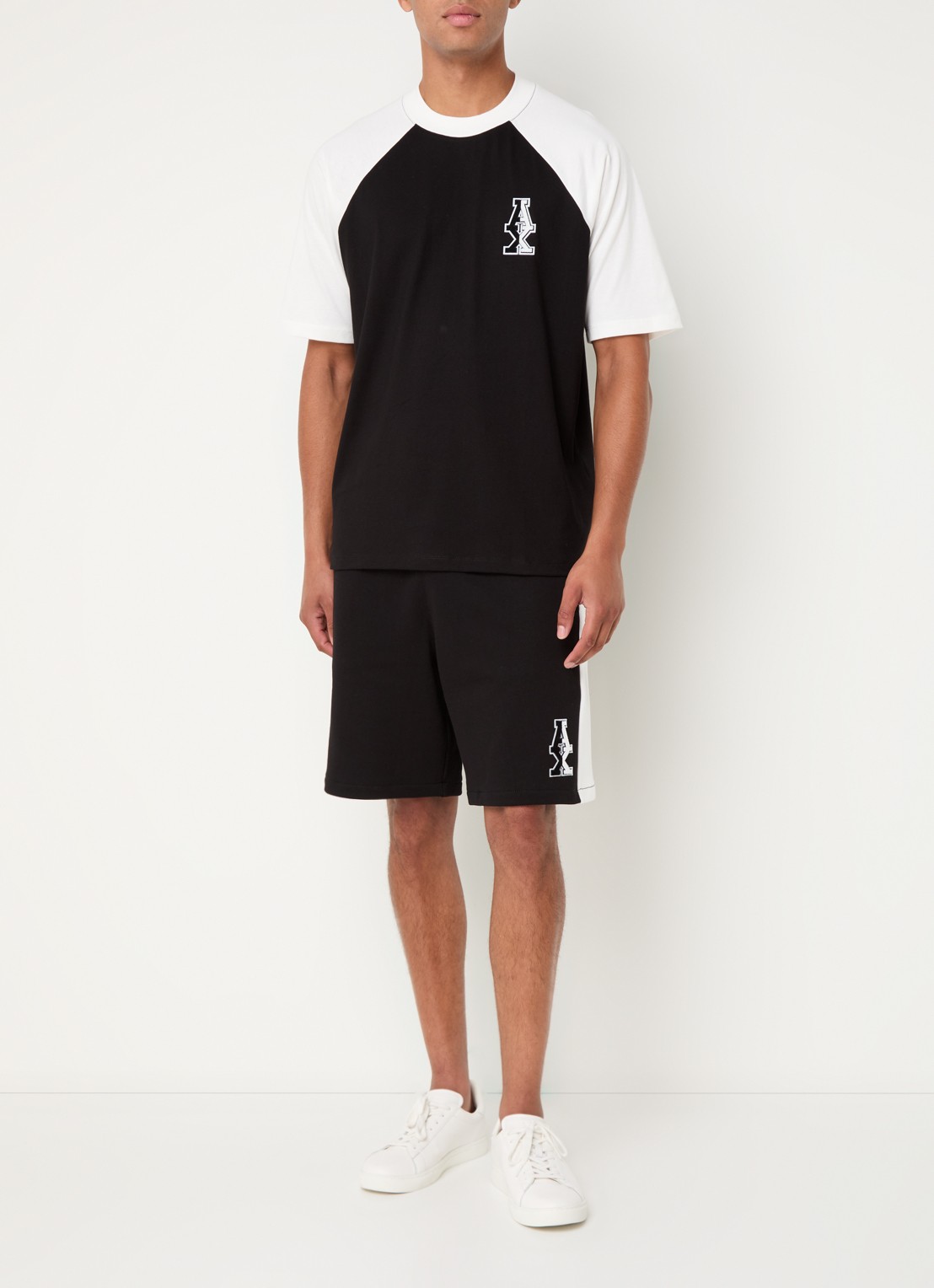 Armani T-shirt met logo en stretch - voorkant 3 zwart
