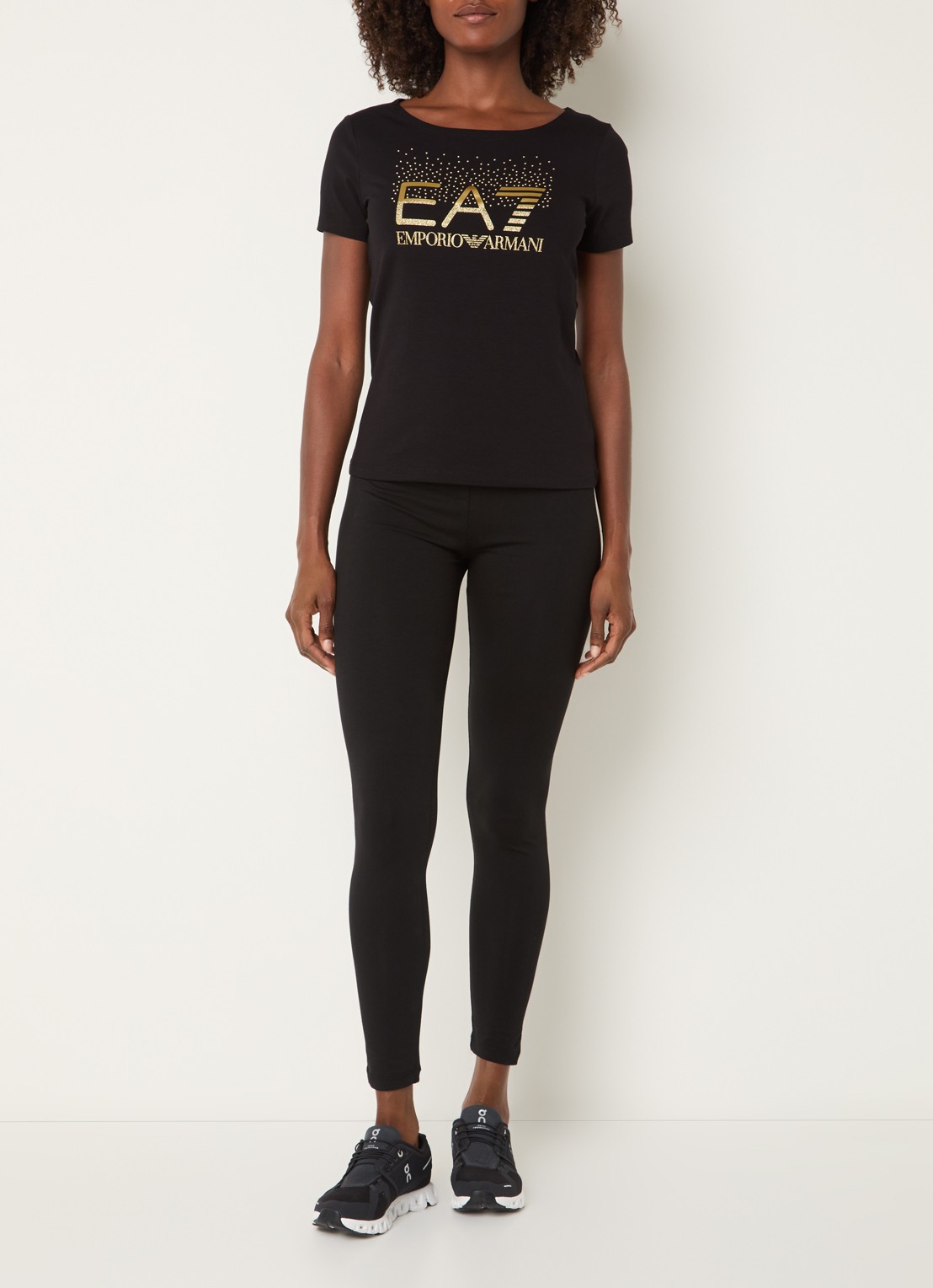 Armani T-shirt met logo en studs - voorkant 3 zwart