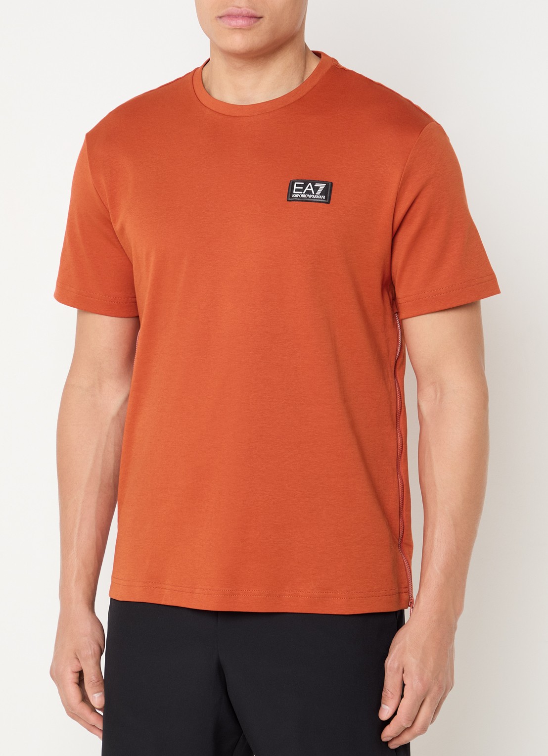 Armani T-shirt met logo - detail 4 oranjerood