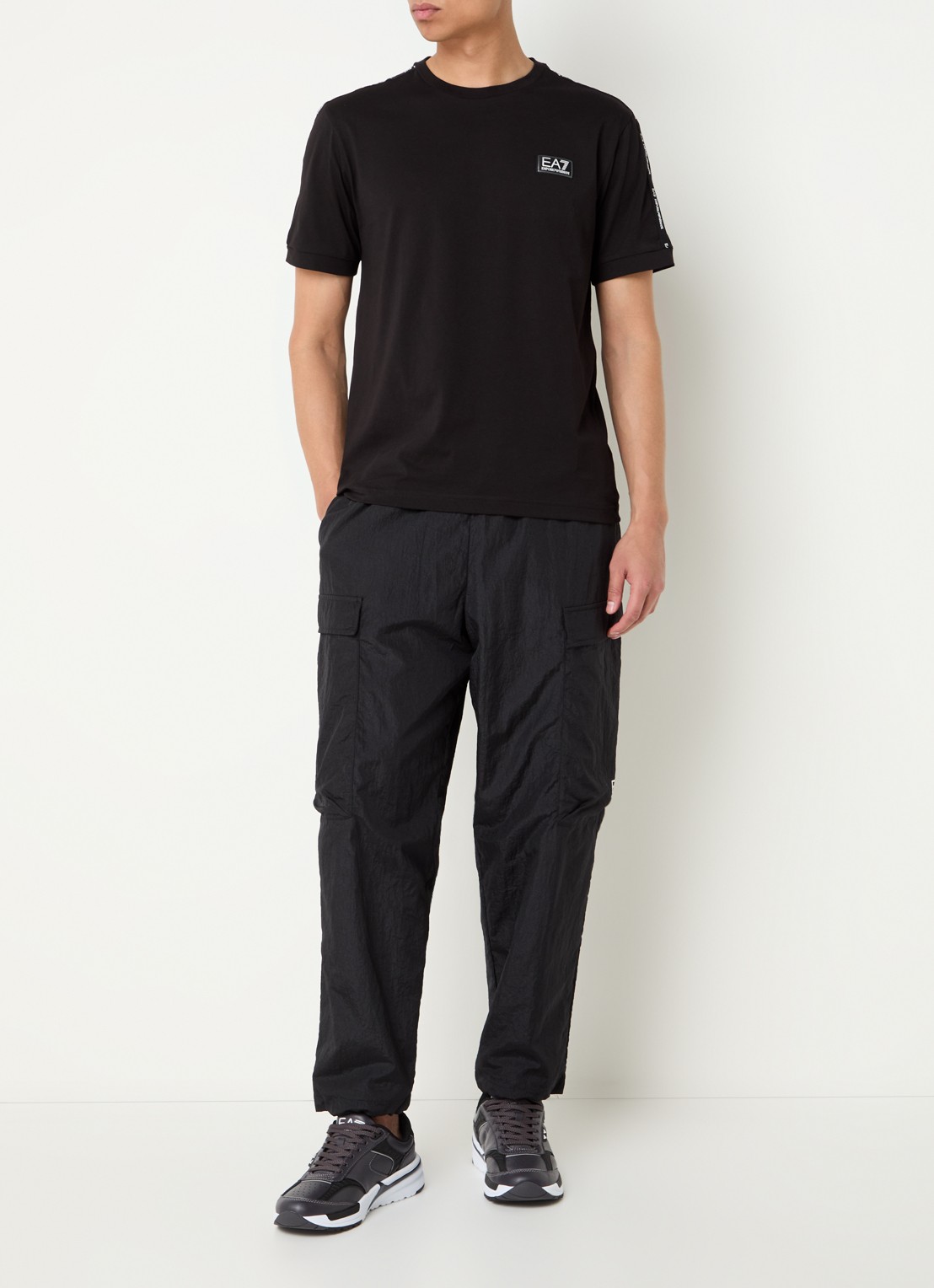 Armani T-shirt met logo - voorkant 2 zwart