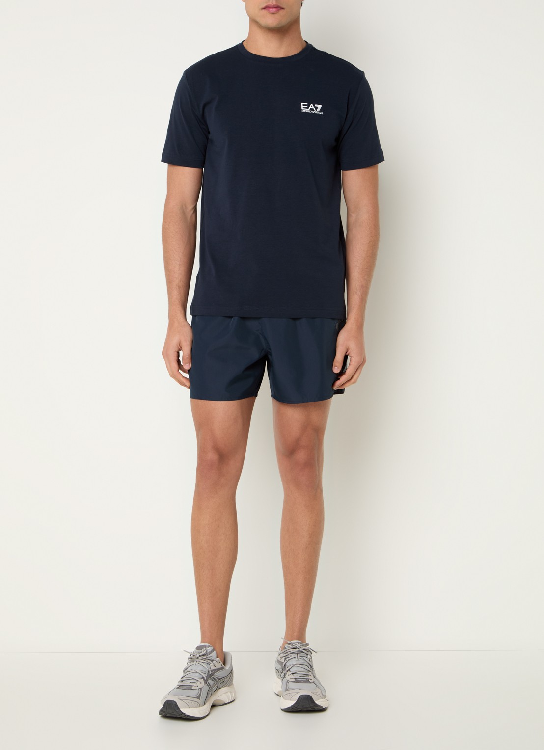 Armani T-shirt met logo - voorkant 2 donkerblauw