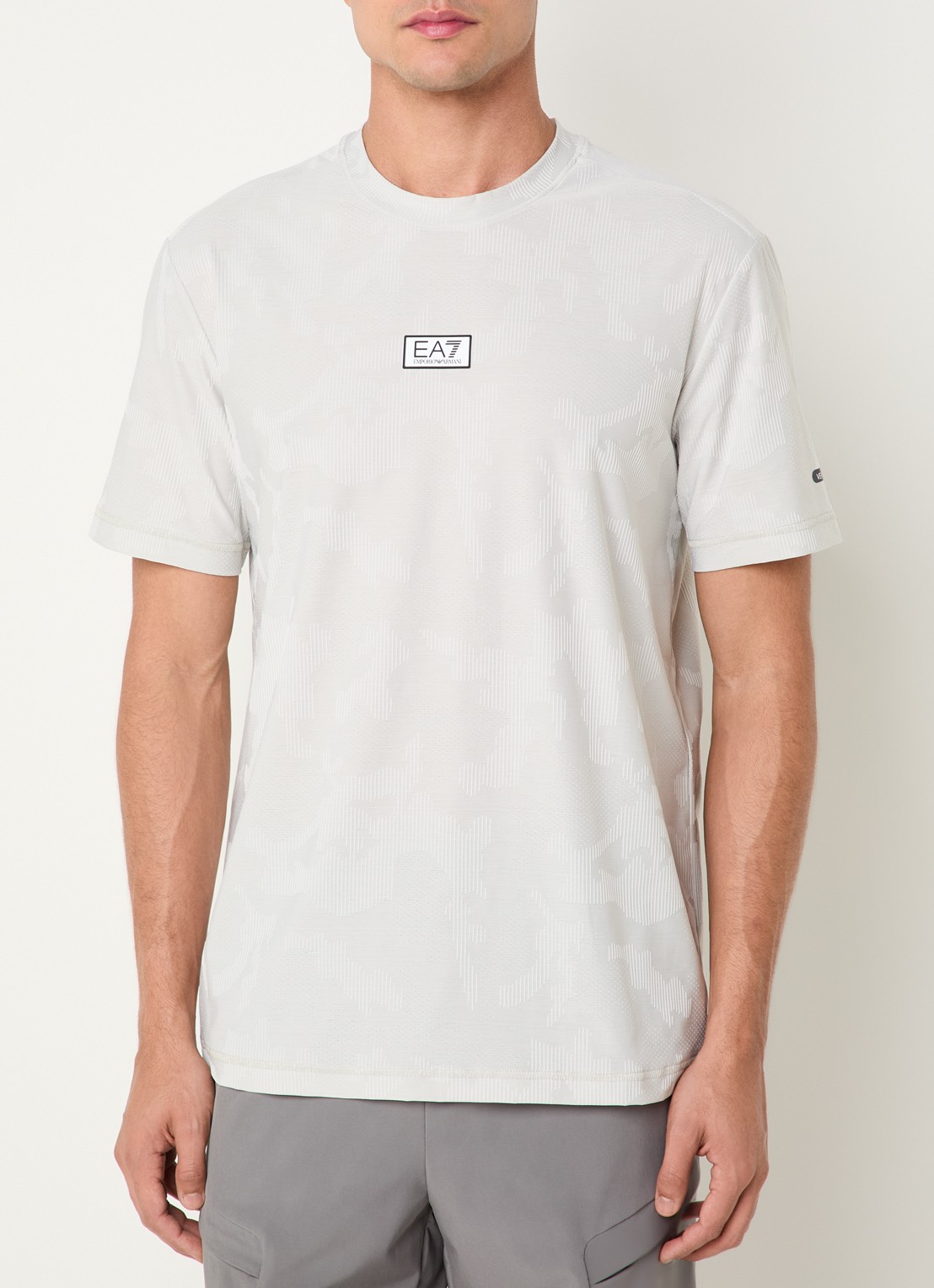 Armani T-shirt met logo - detail 4 lichtgrijs