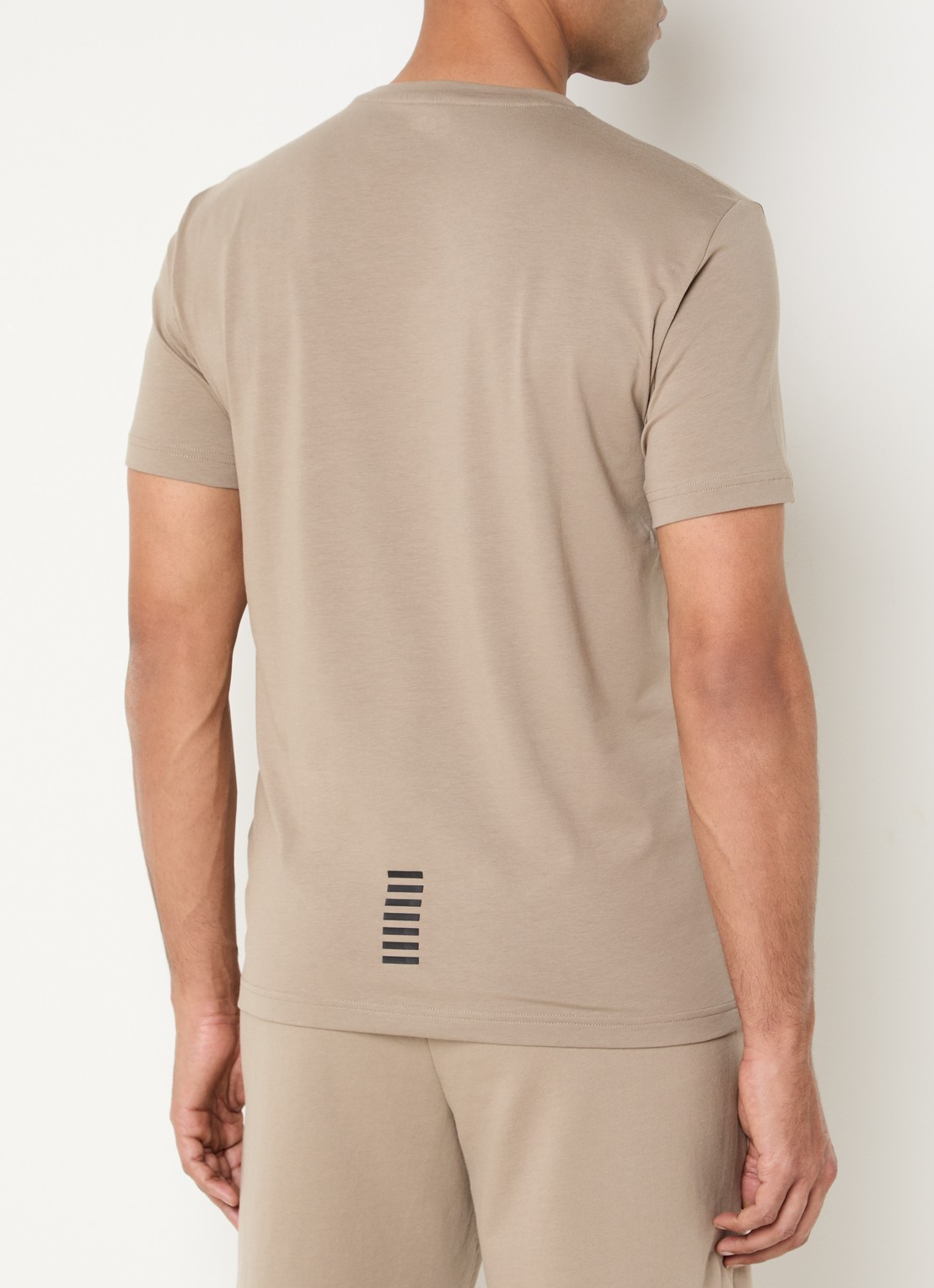 Armani T-shirt met logo - achterkant 2 taupe