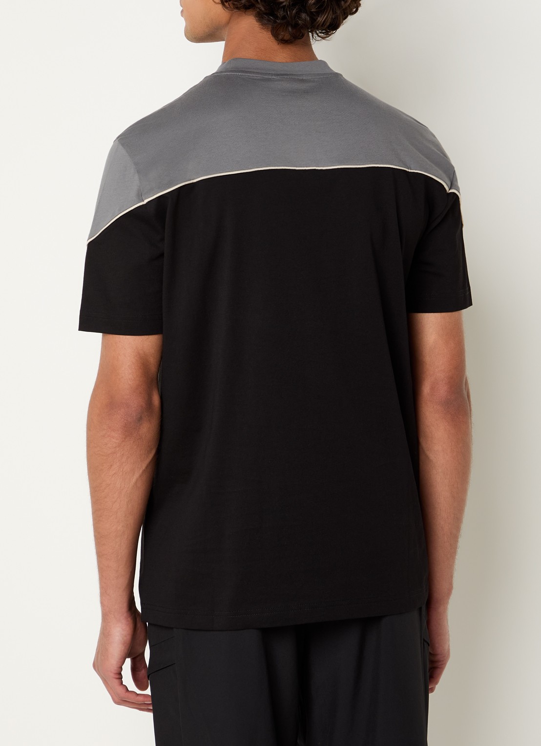 Armani T-shirt met logo - achterkant zwart