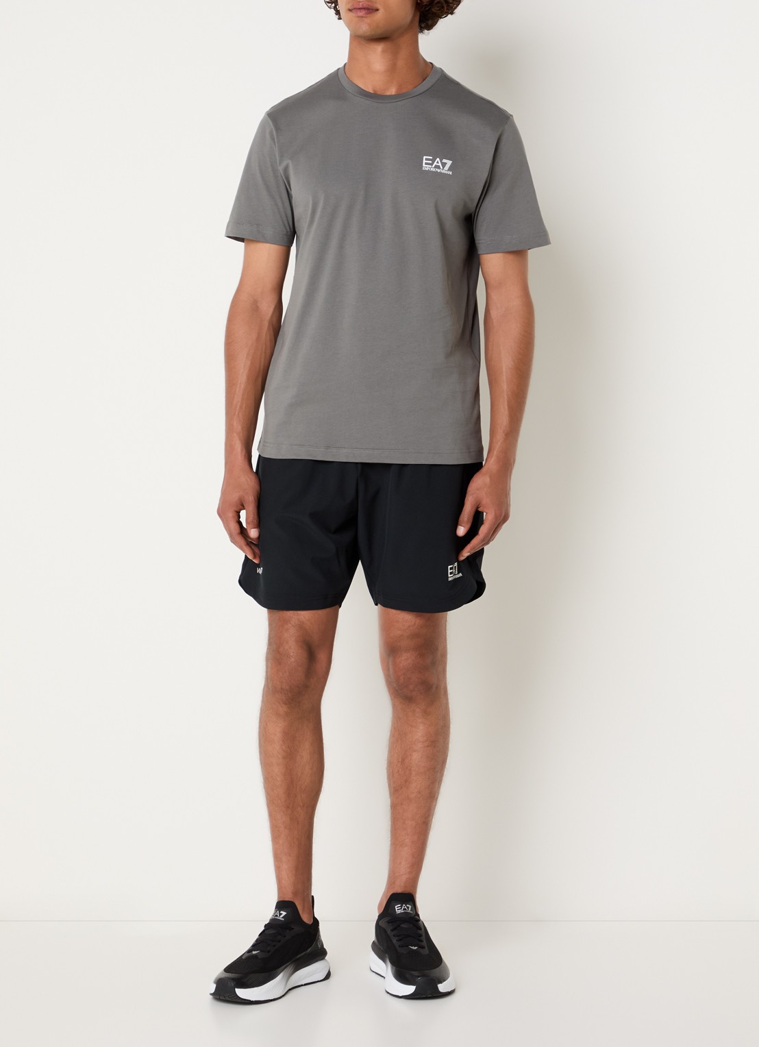 Armani T-shirt met logo - voorkant 2 donkergrijs