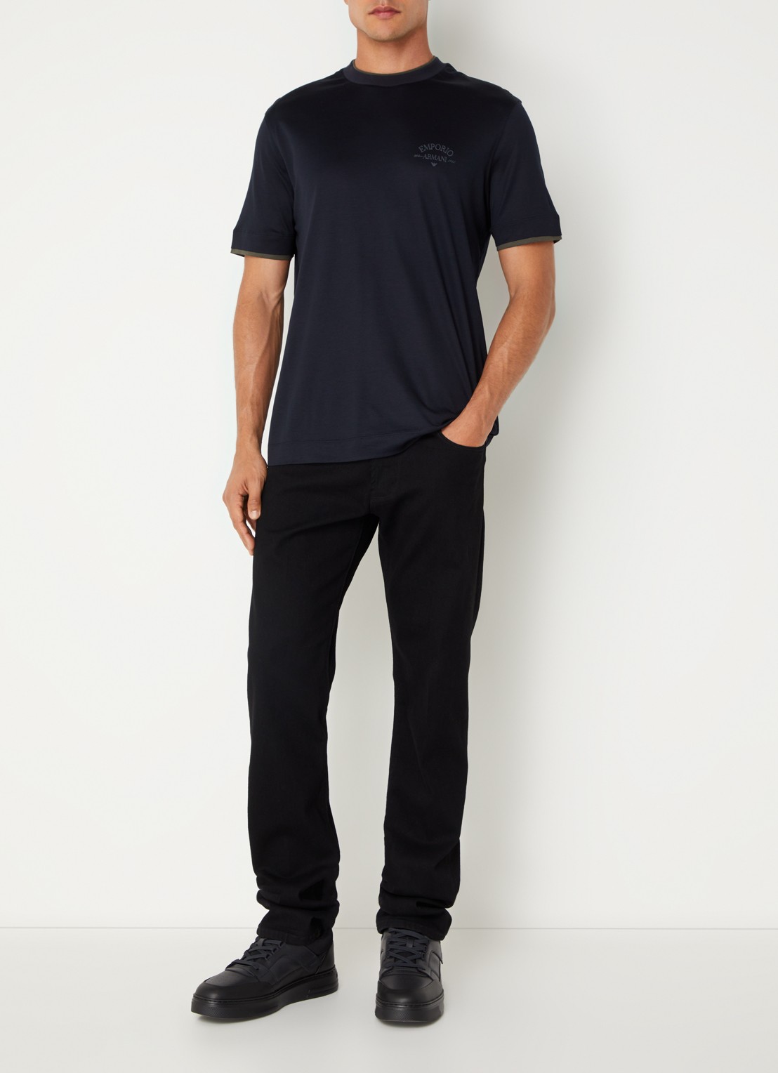 Armani T-shirt  met logo - voorkant 3 donkerblauw