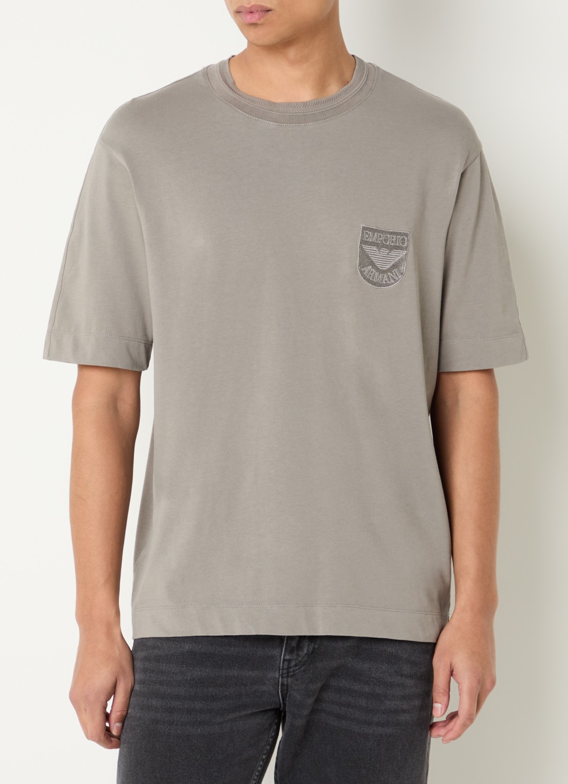 Armani T-shirt met logo - detail 2 zand