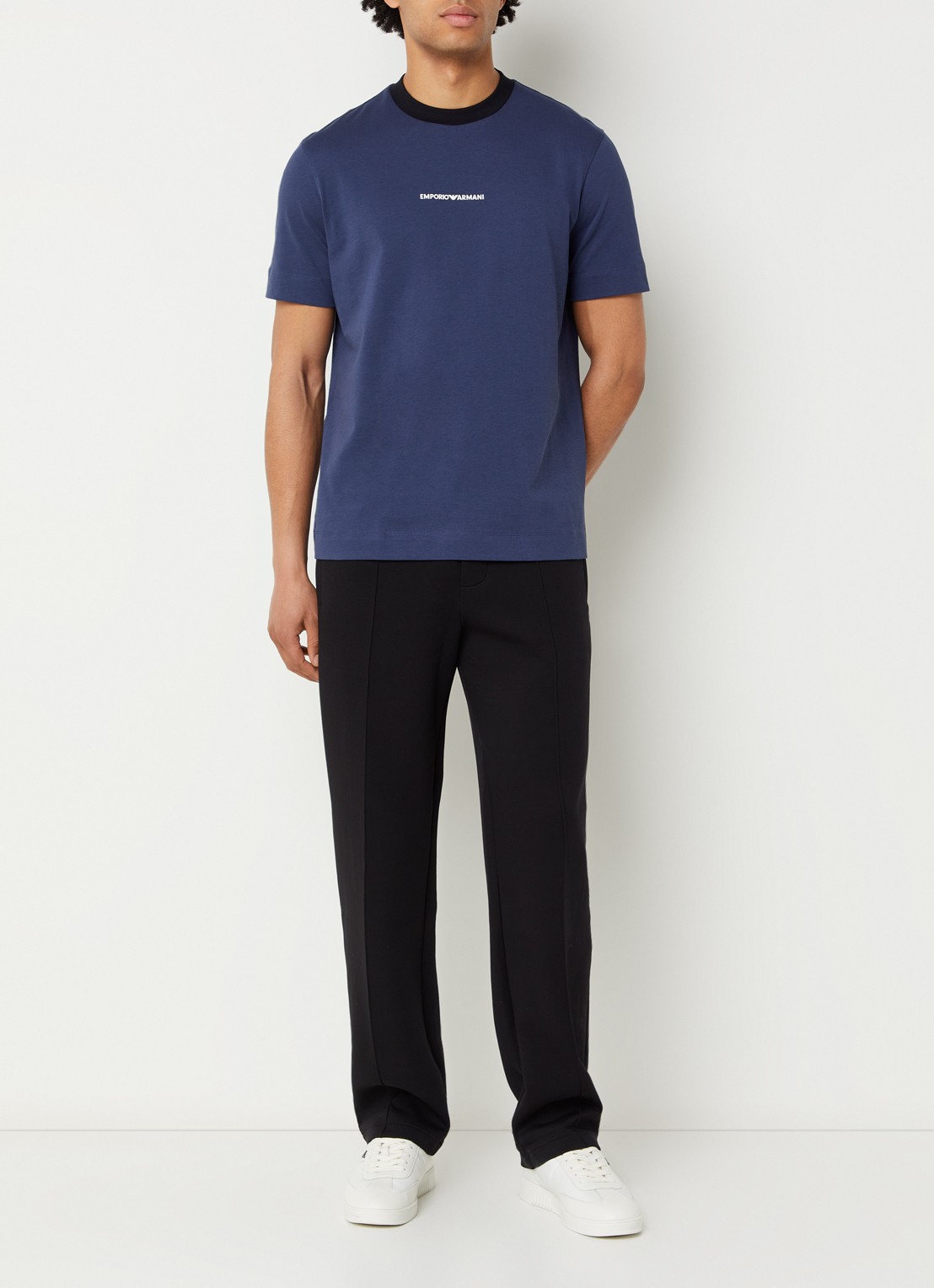 Armani T-shirt met logo - voorkant 4 indigo