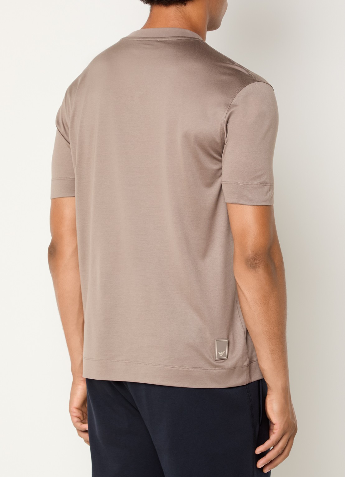 Armani T-shirt met logo - achterkant lichtbruin