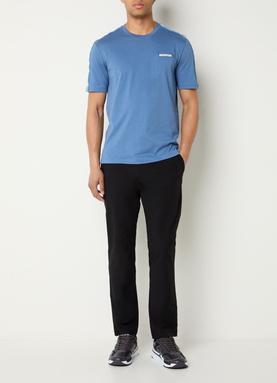 Armani T-shirt met logoband - voorkant 2 blauwgrijs