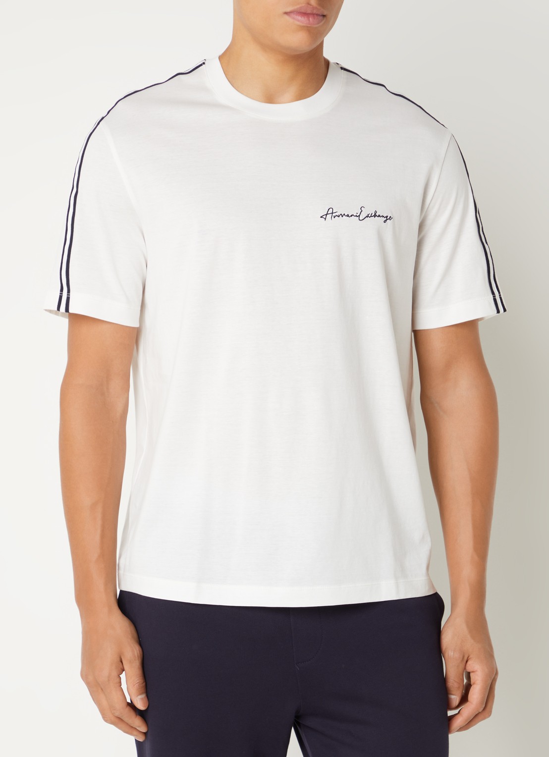 Armani T-shirt met logoborduring - detail 4 gebroken wit