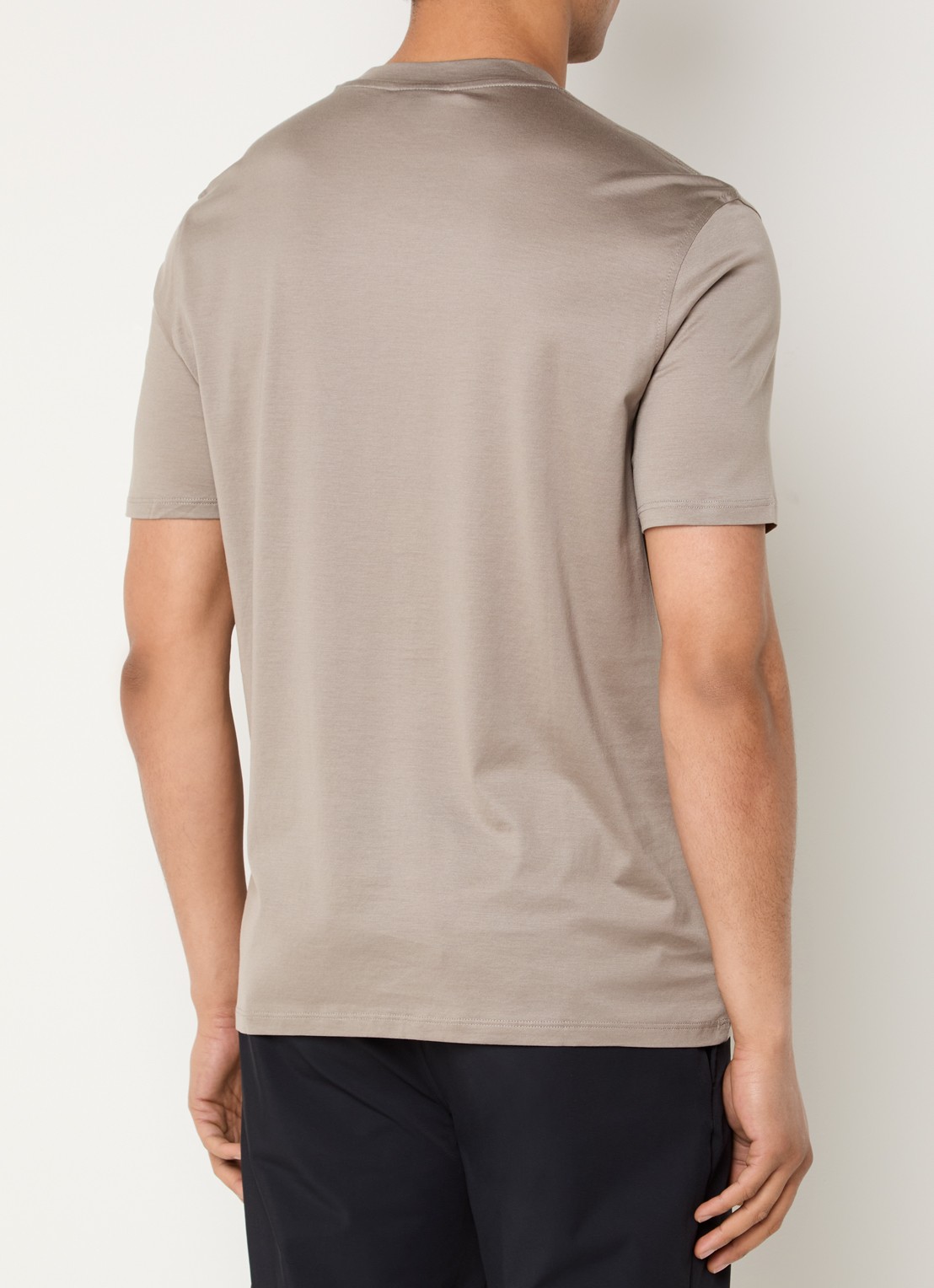 Armani T-shirt met logoborduring - achterkant donkerbeige
